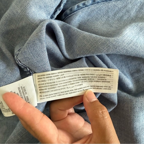 Abercrombie & Fitch Denim Blue Button-Down Shirt - Picture 6 of 11